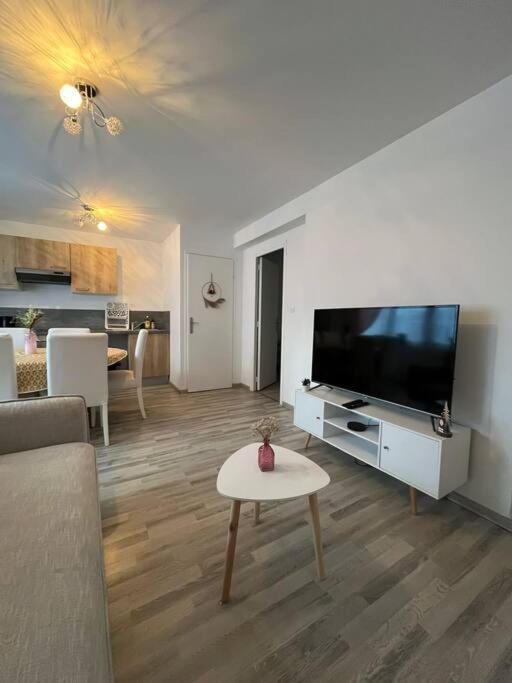 Gite La Perle Rose 50 M² Orchies Exterior foto
